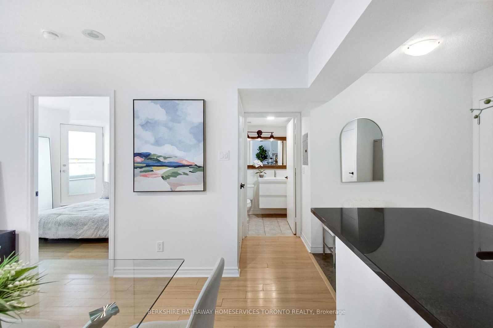 600 Queens Quay W, unit 209 for sale - image #18