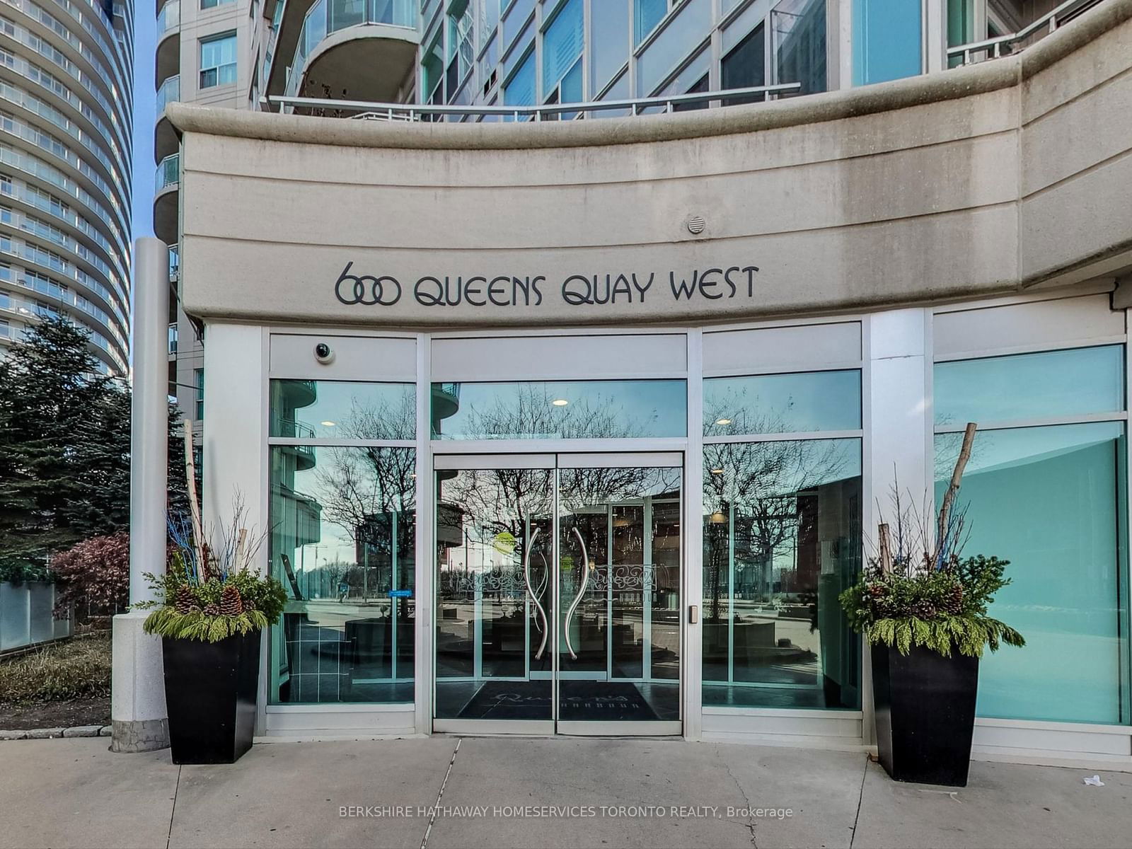 600 Queens Quay W, unit 209 for sale - image #5