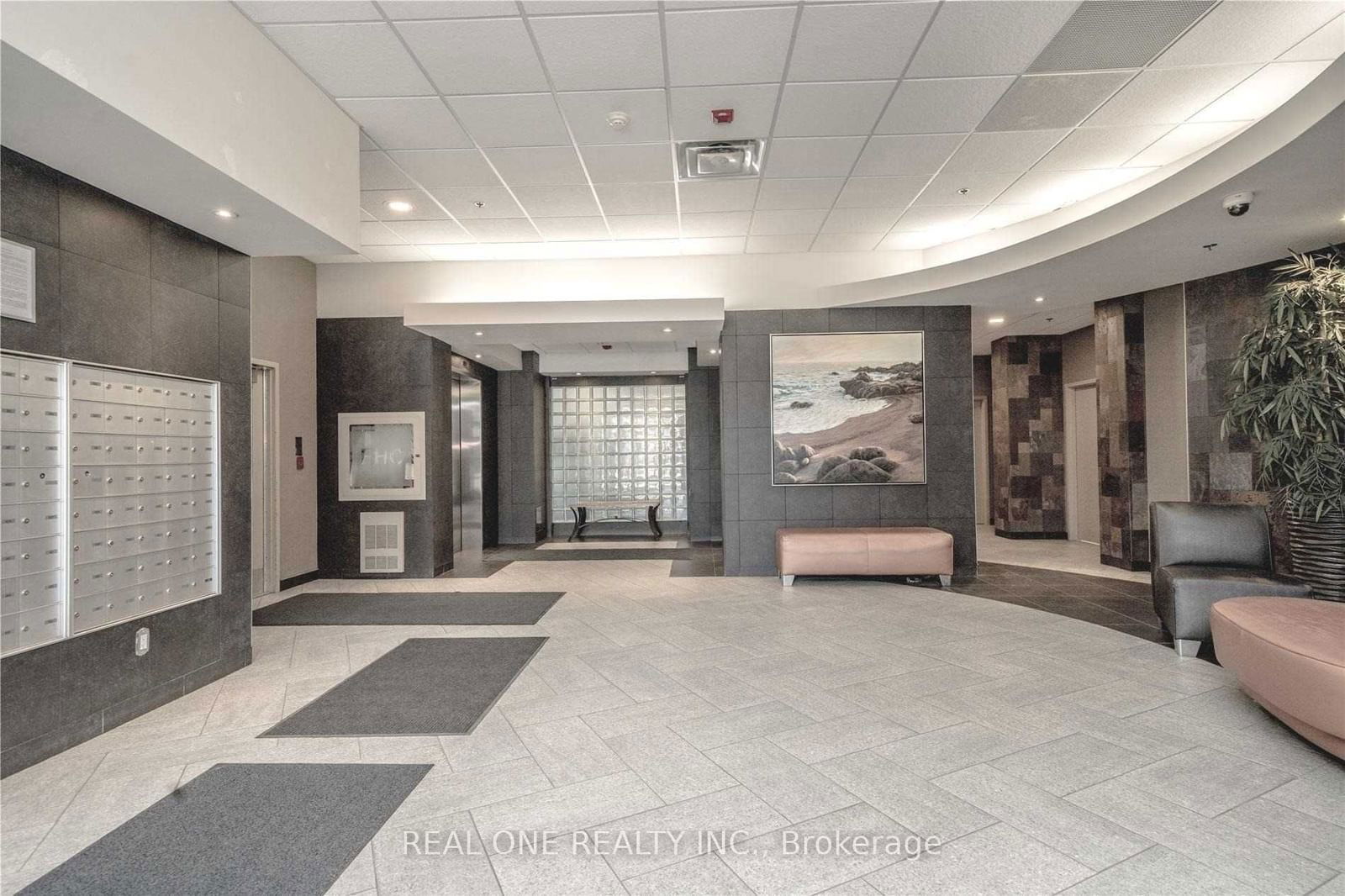 890 Sheppard Ave W, unit 602 for rent - image #12