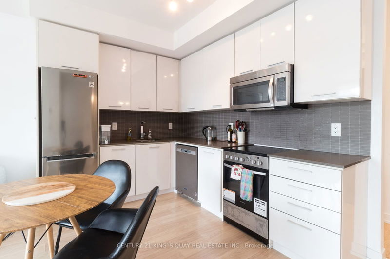 105 George St, unit 409 for rent