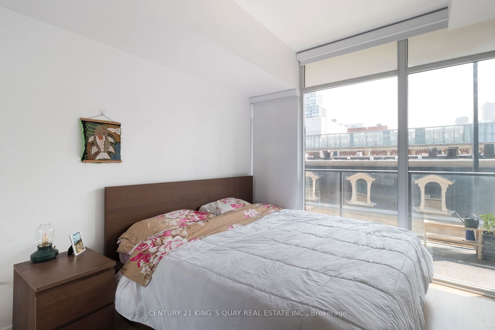 105 George St, unit 409 for rent - image #8