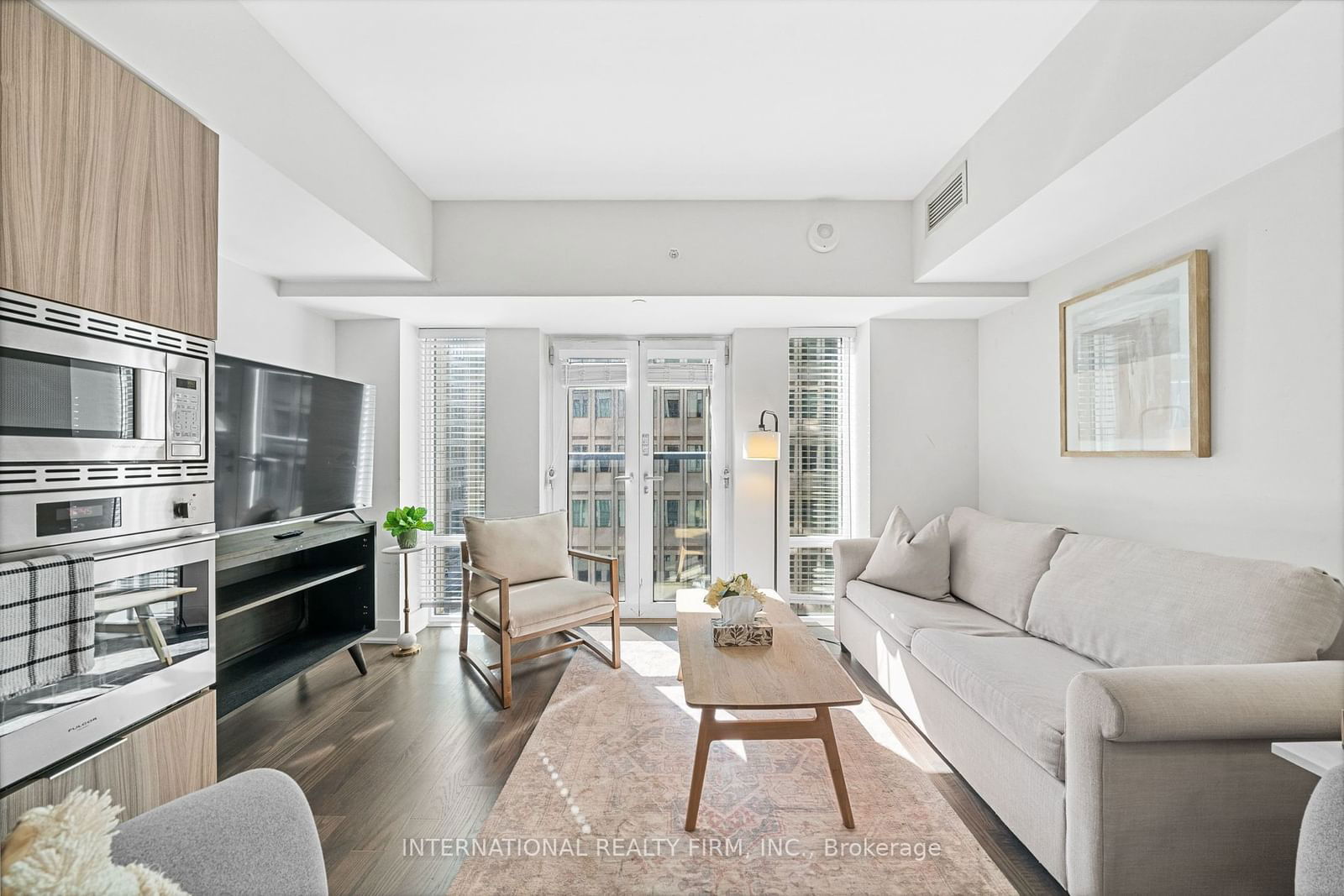 955 Bay St, unit 617 for sale