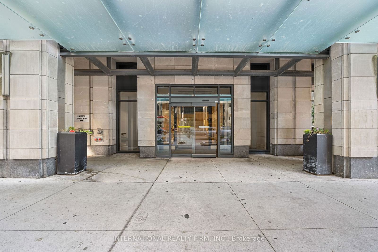 955 Bay St, unit 617 for sale - image #33