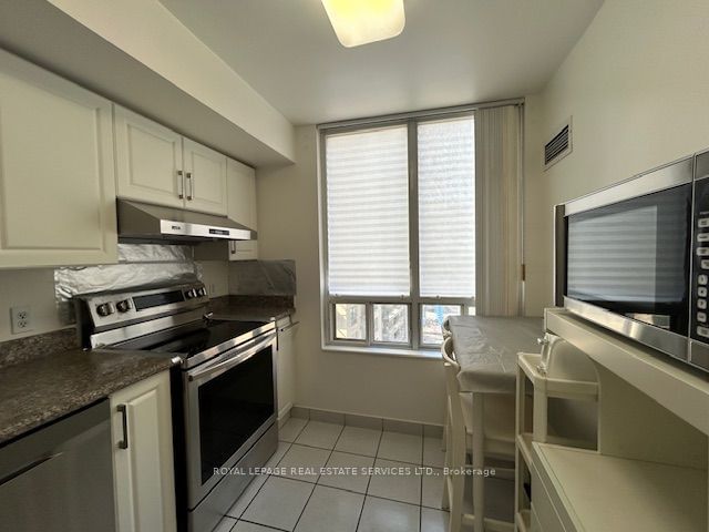 256 Doris Ave, unit 1202 for rent - image #11