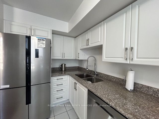 256 Doris Ave, unit 1202 for rent - image #12