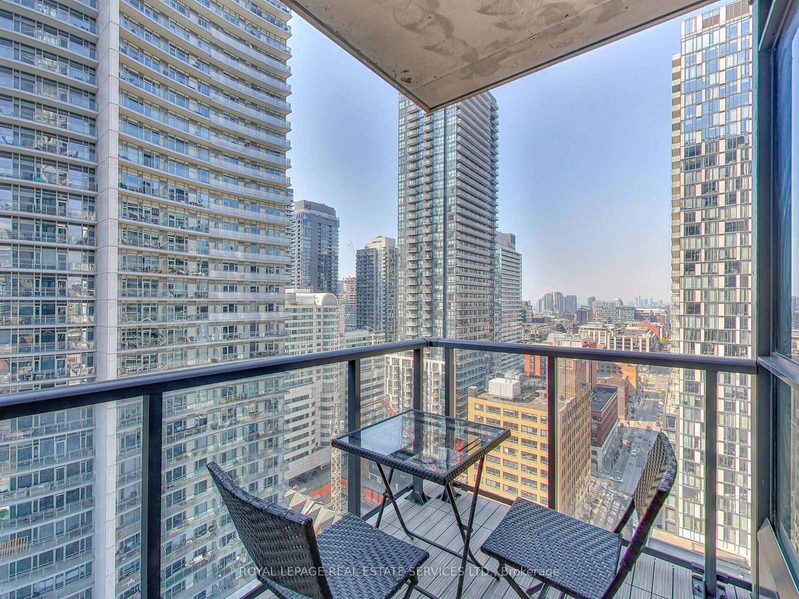 290 Adelaide St W, unit 2111 for rent - image #29