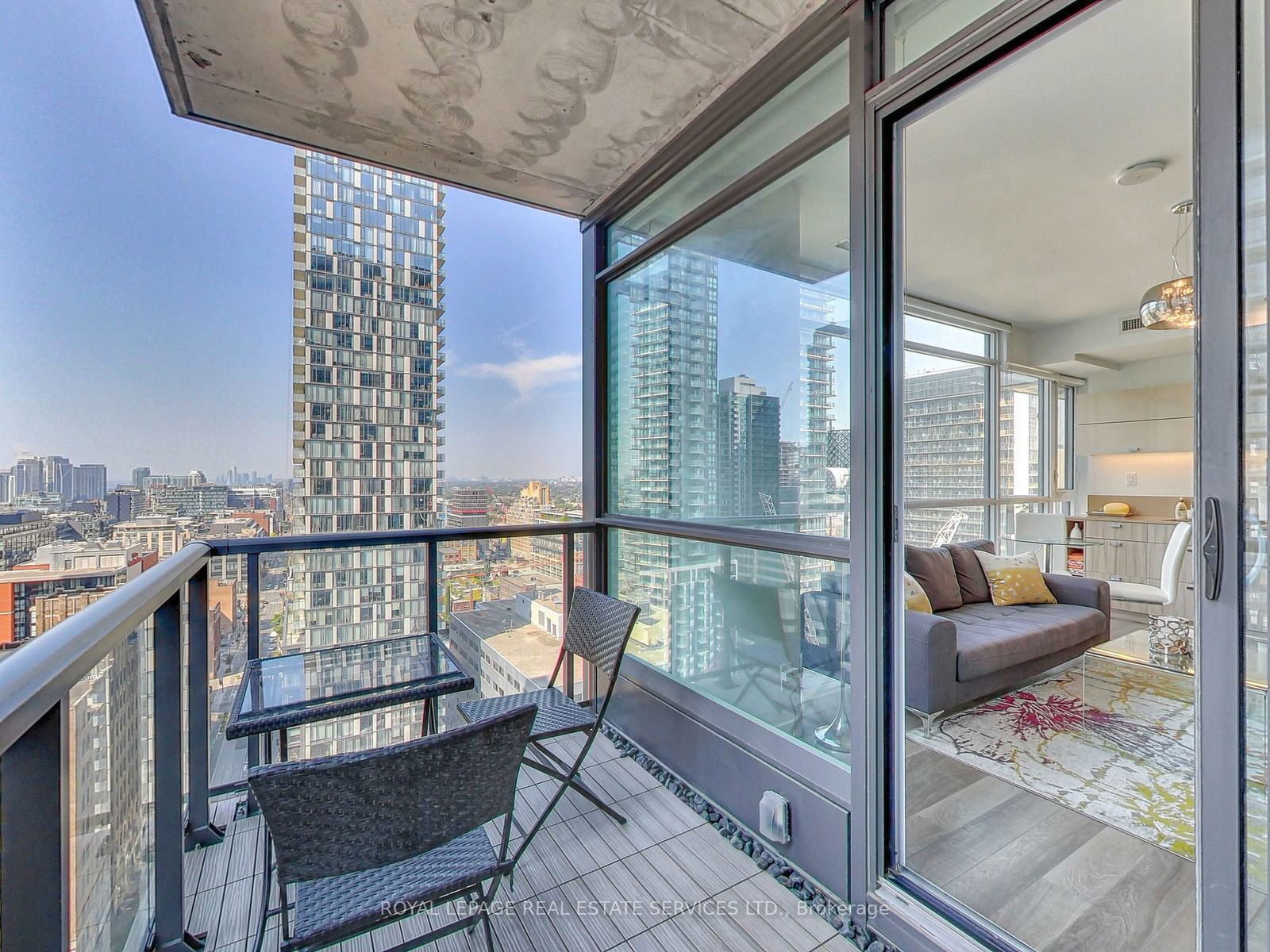 290 Adelaide St W, unit 2111 for rent - image #31