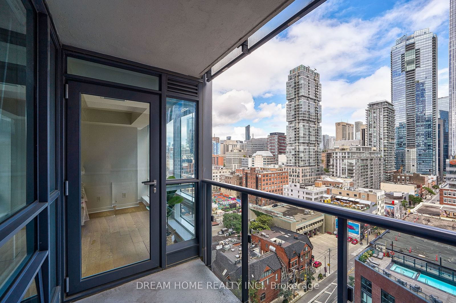 295 Adelaide St W, unit 1505 for sale - image #2