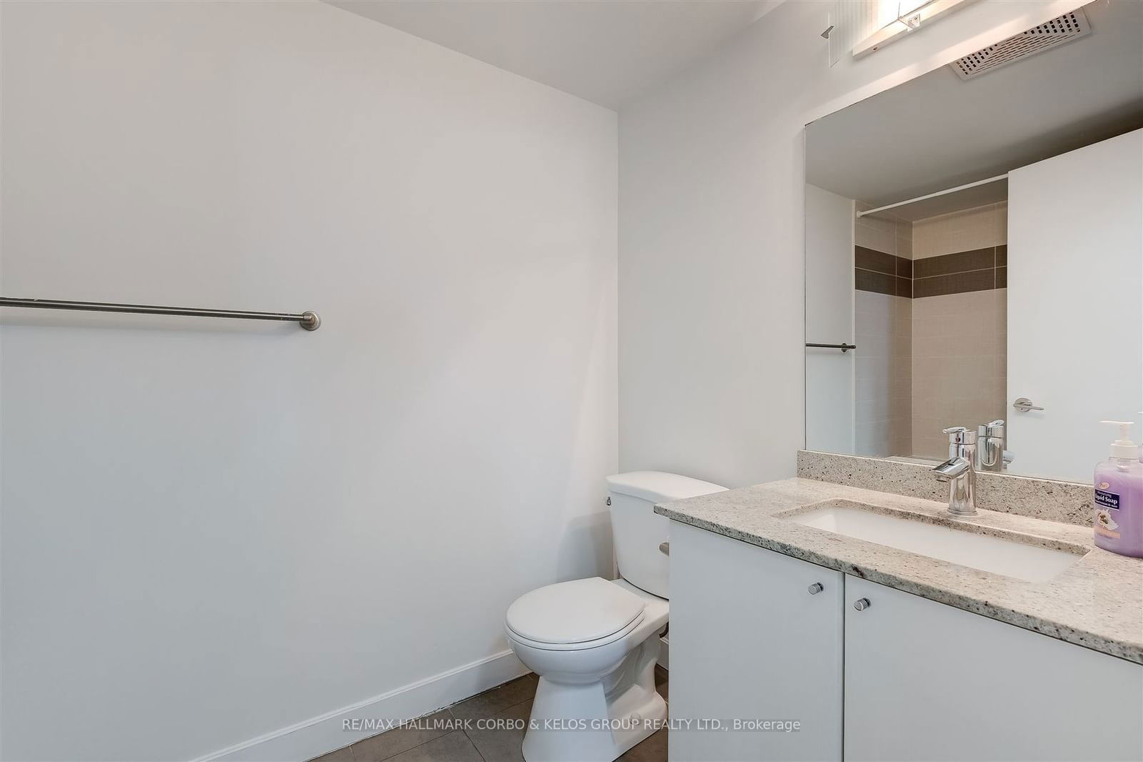 18 Harbour St, unit 1209 for sale - image #14