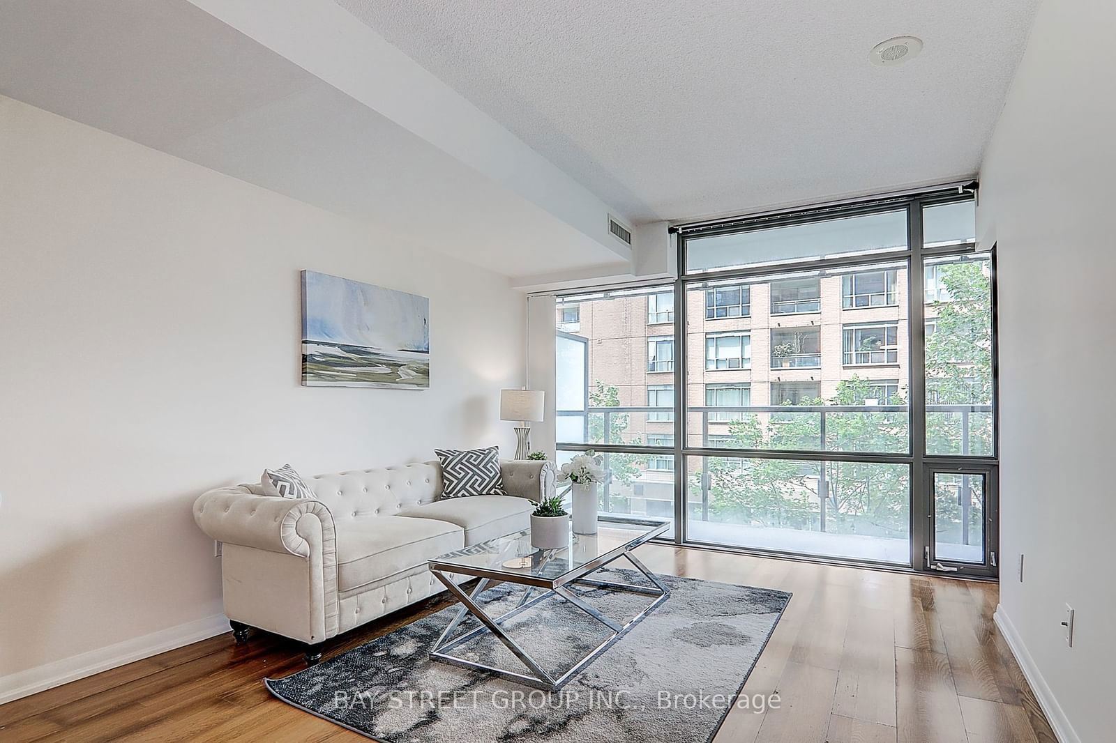 37 Grosvenor St, unit 306 for sale - image #17