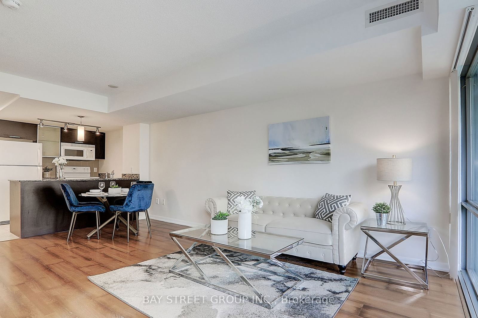 37 Grosvenor St, unit 306 for sale - image #18