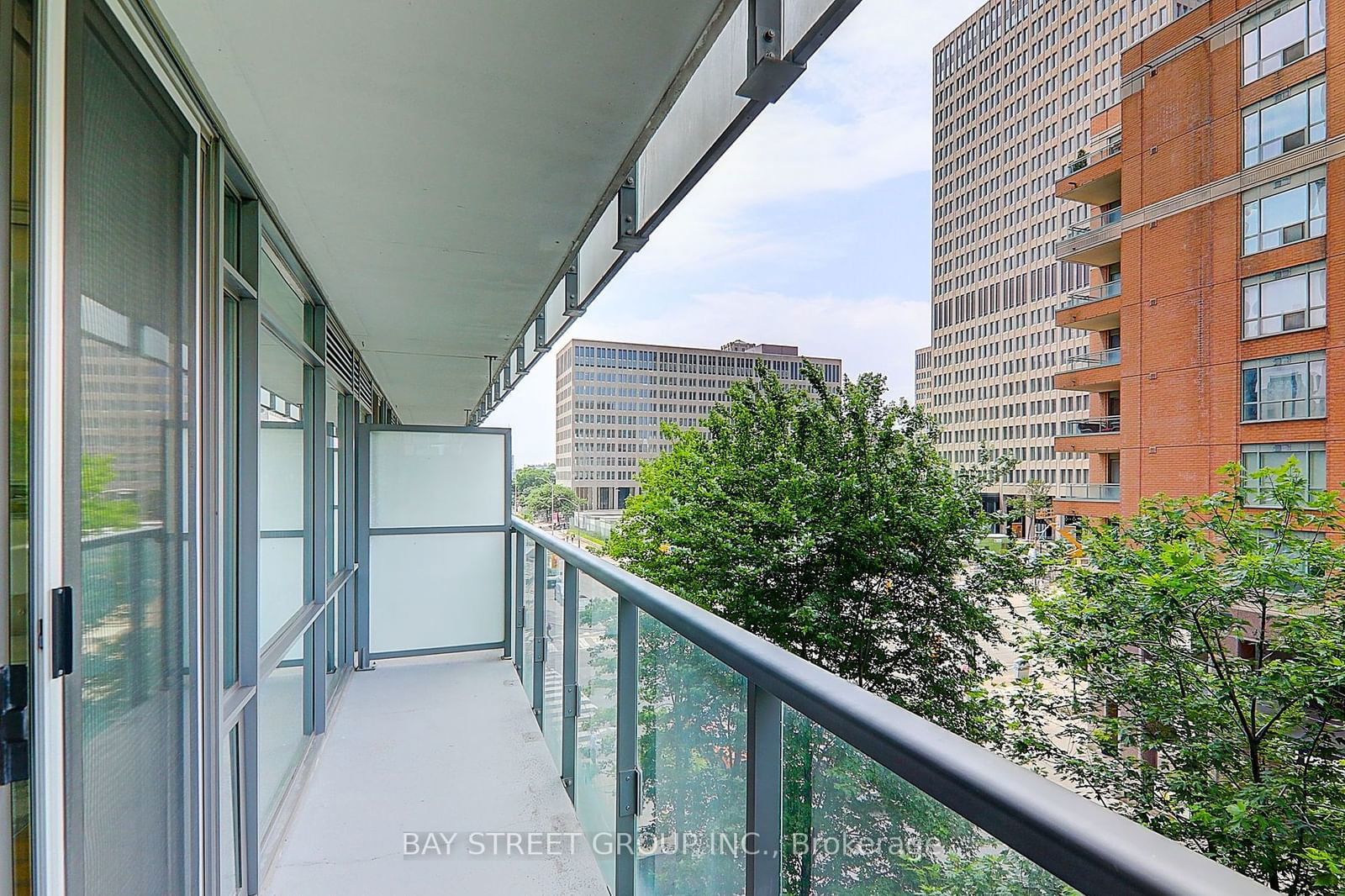 37 Grosvenor St, unit 306 for sale - image #30