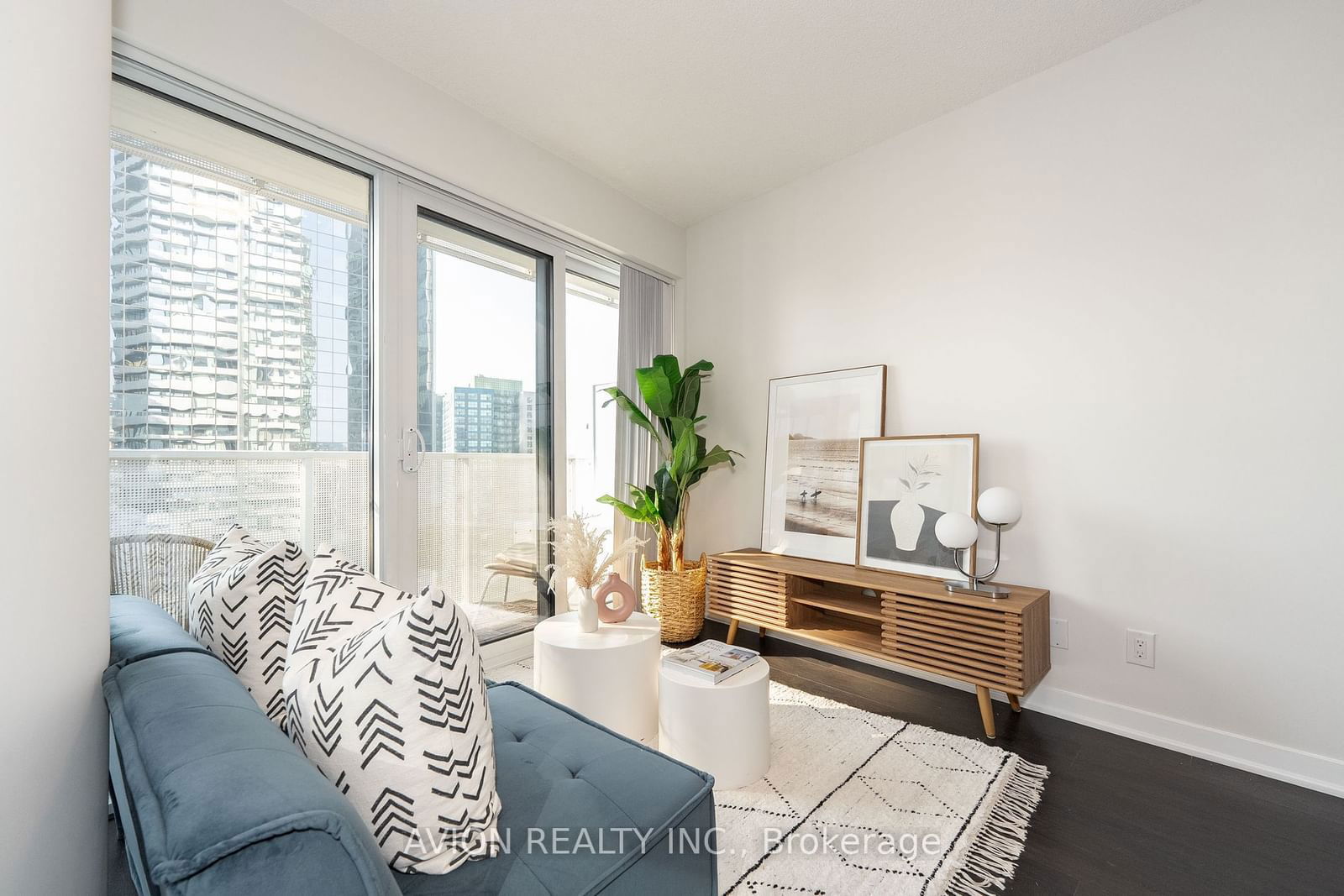 100 Harbour St, unit 2607 for sale - image #4