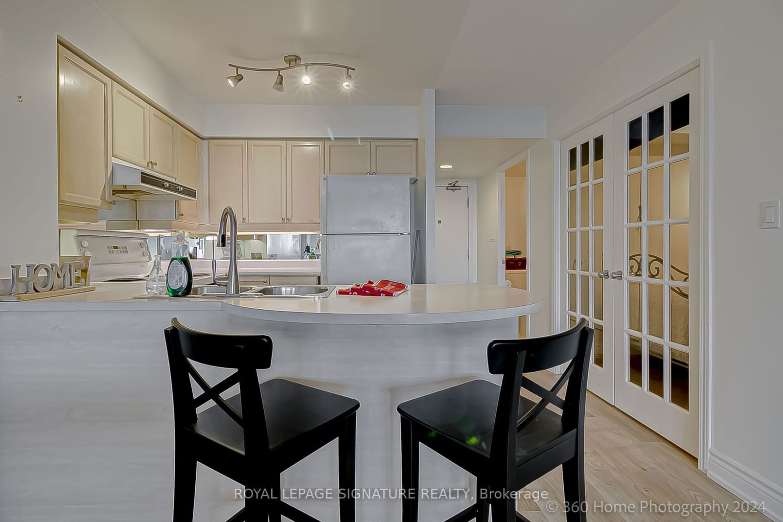 1 Rean Dr, unit 710 for sale - image #13