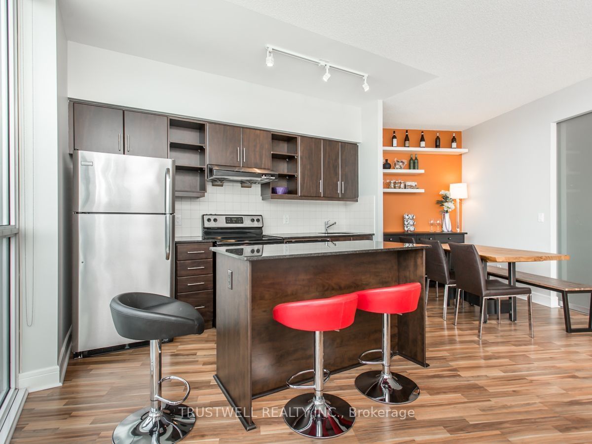 35 Brian Peck Cres, unit Ph21 for rent - image #9