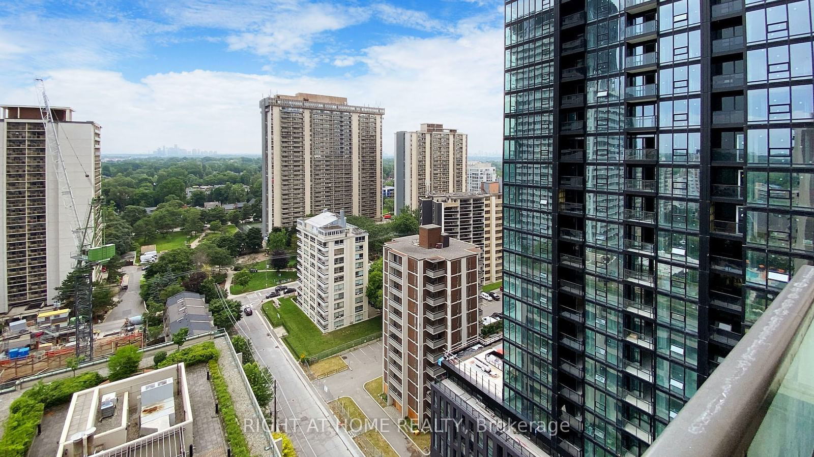 88 Broadway Ave, unit 1701 for sale - image #20