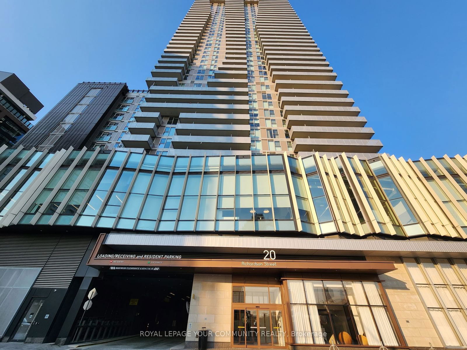 20 Richardson St, unit 1909 for rent