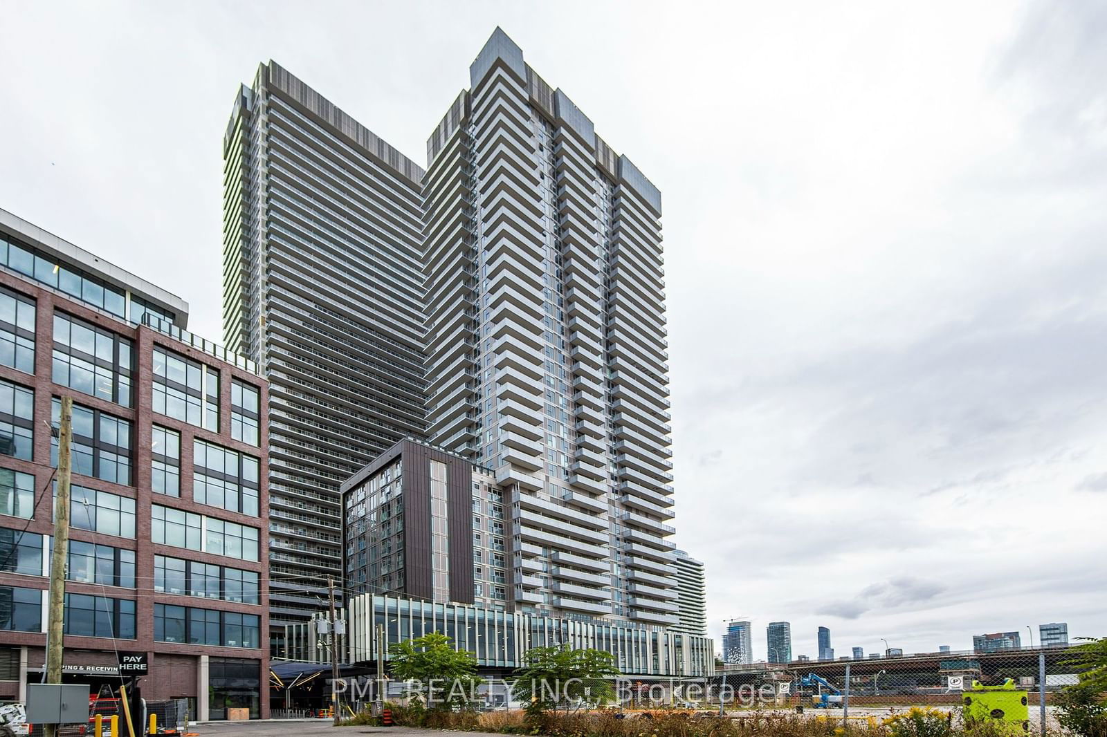 20 Richardson St, unit 1604 for rent - image #1