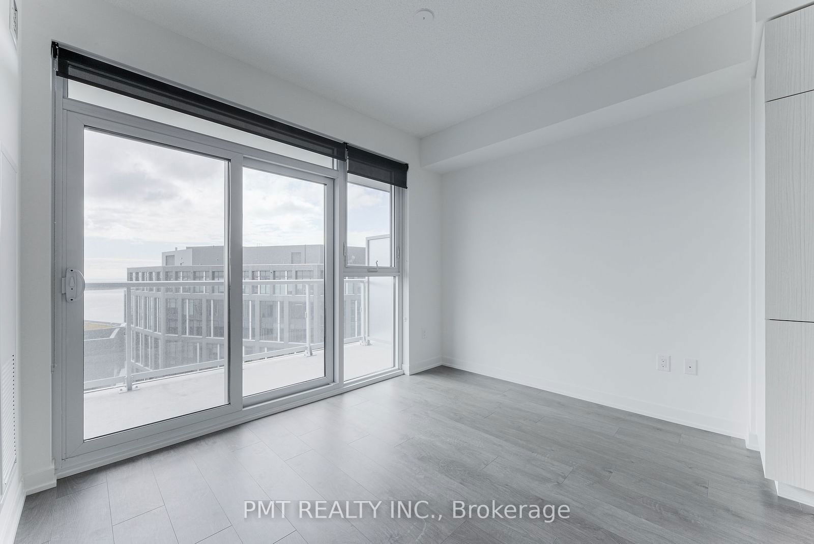 20 Richardson St, unit 1604 for rent - image #12