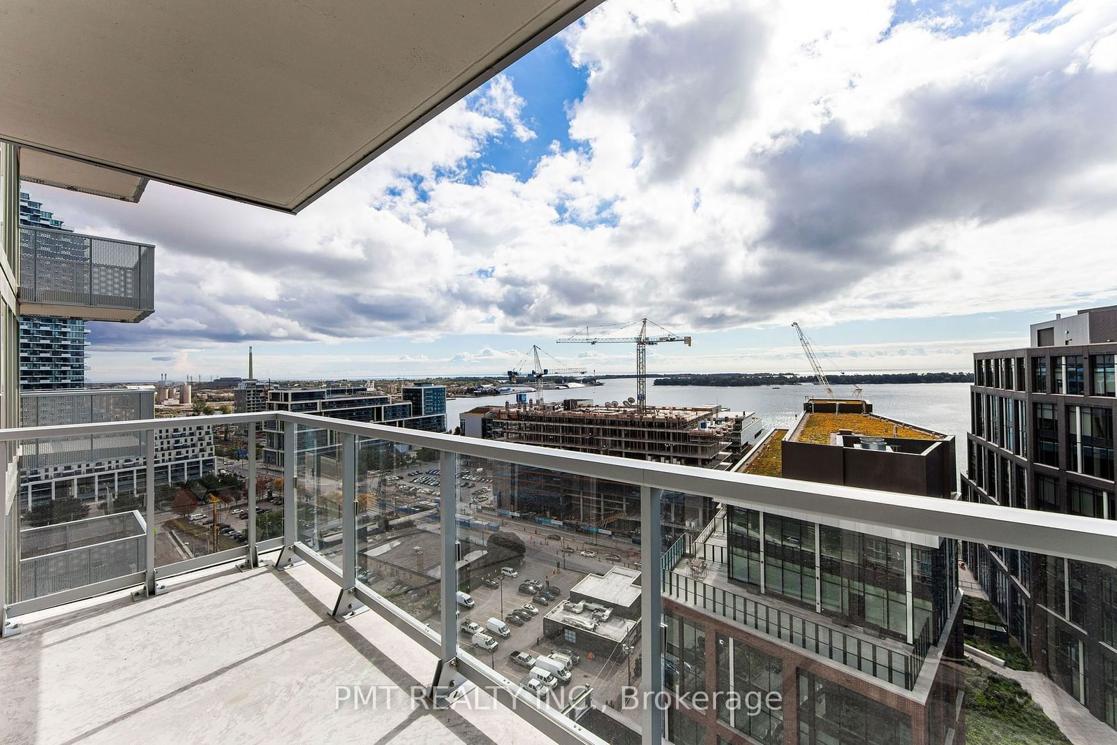 20 Richardson St, unit 1604 for rent - image #22