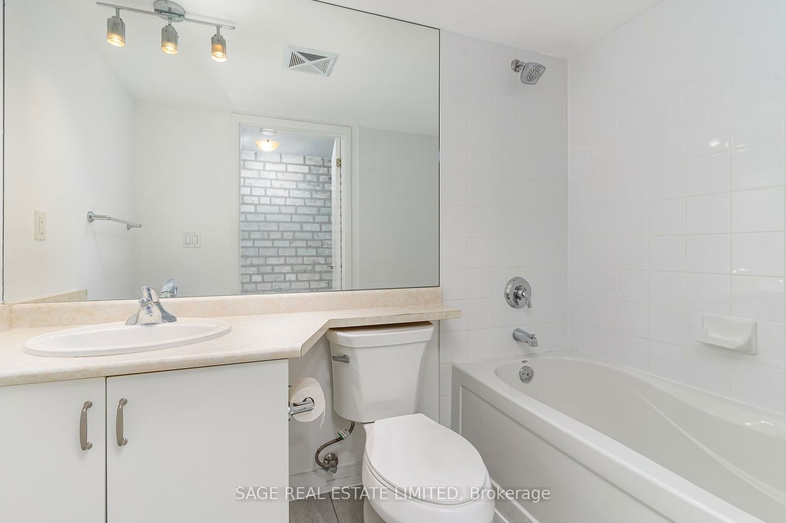 209 Fort York Blvd, unit 472 for sale - image #16