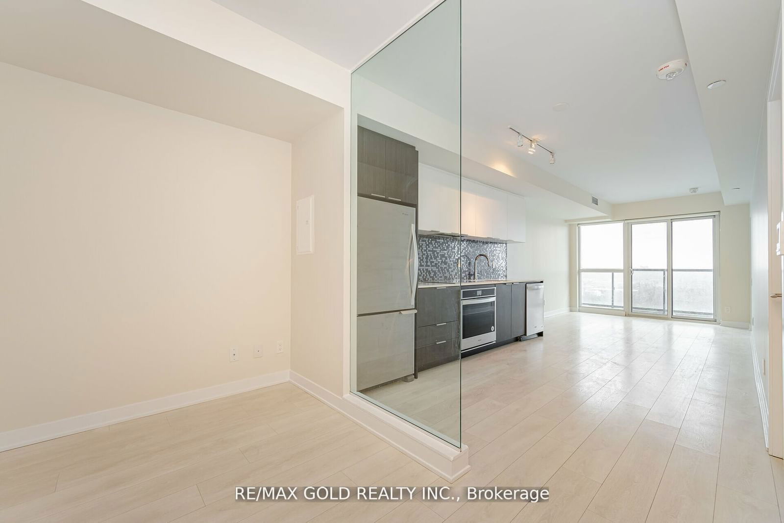 2 Sonic Way, unit 2601 for rent - image #9