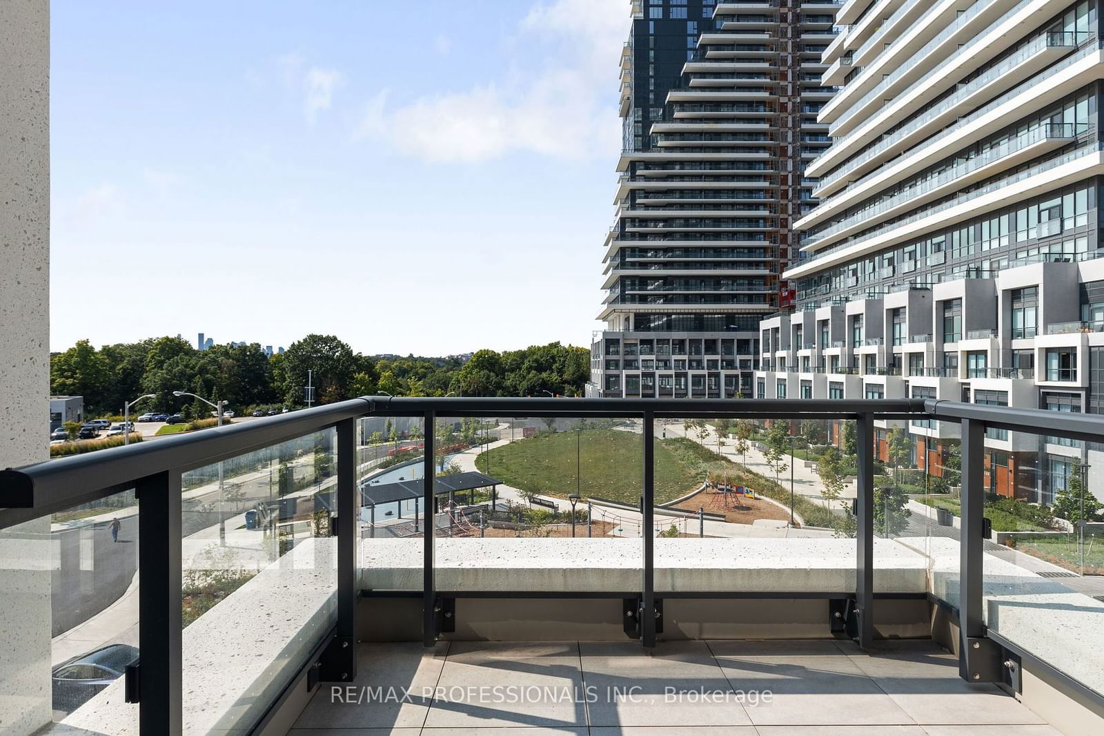 30 Inn On The Park Dr, unit 320 for sale - image #15