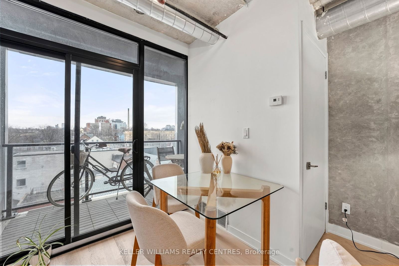 109 Wolseley St, unit 502 for sale - image #6