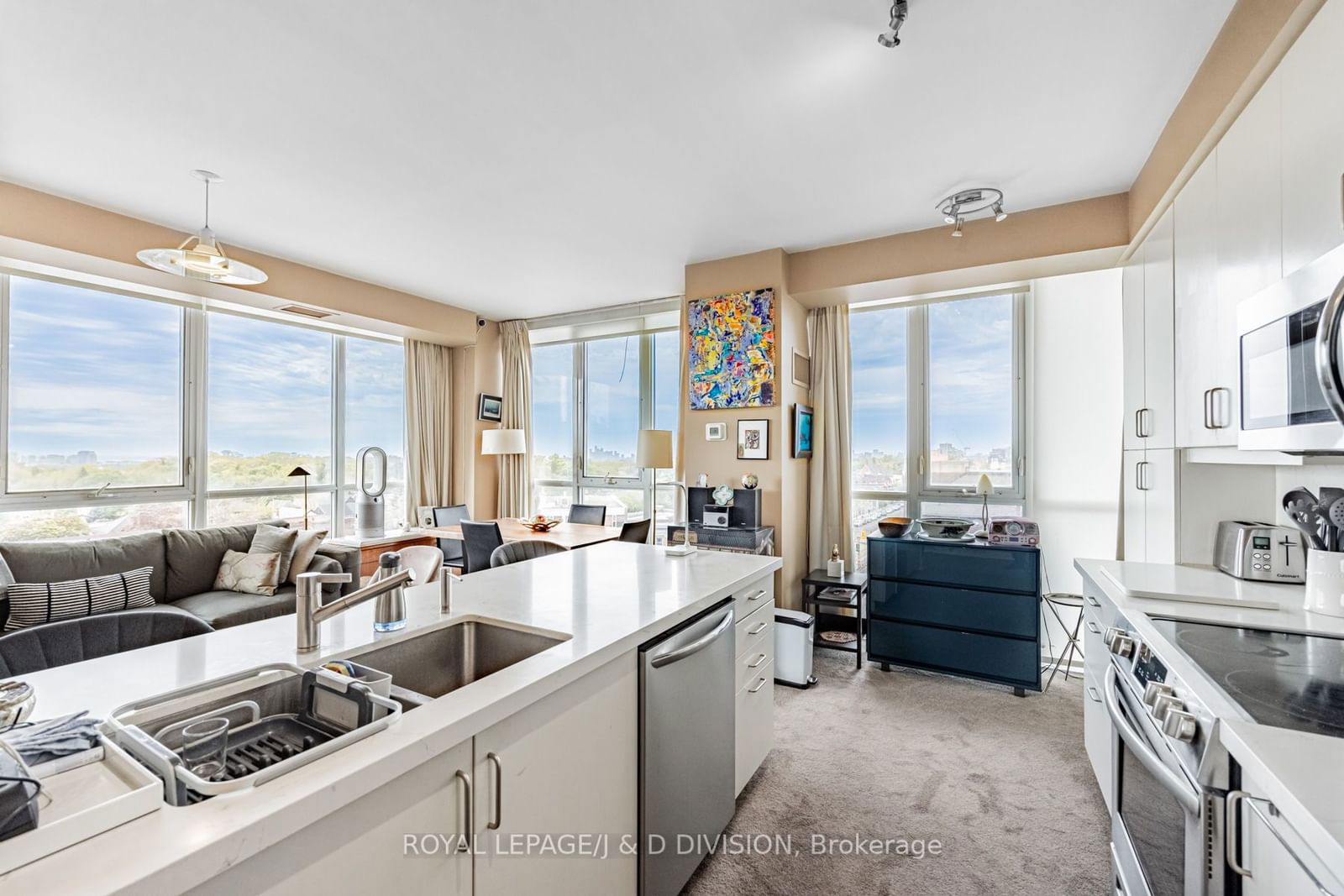 530 St Clair Ave W, unit 508 for sale - image #6