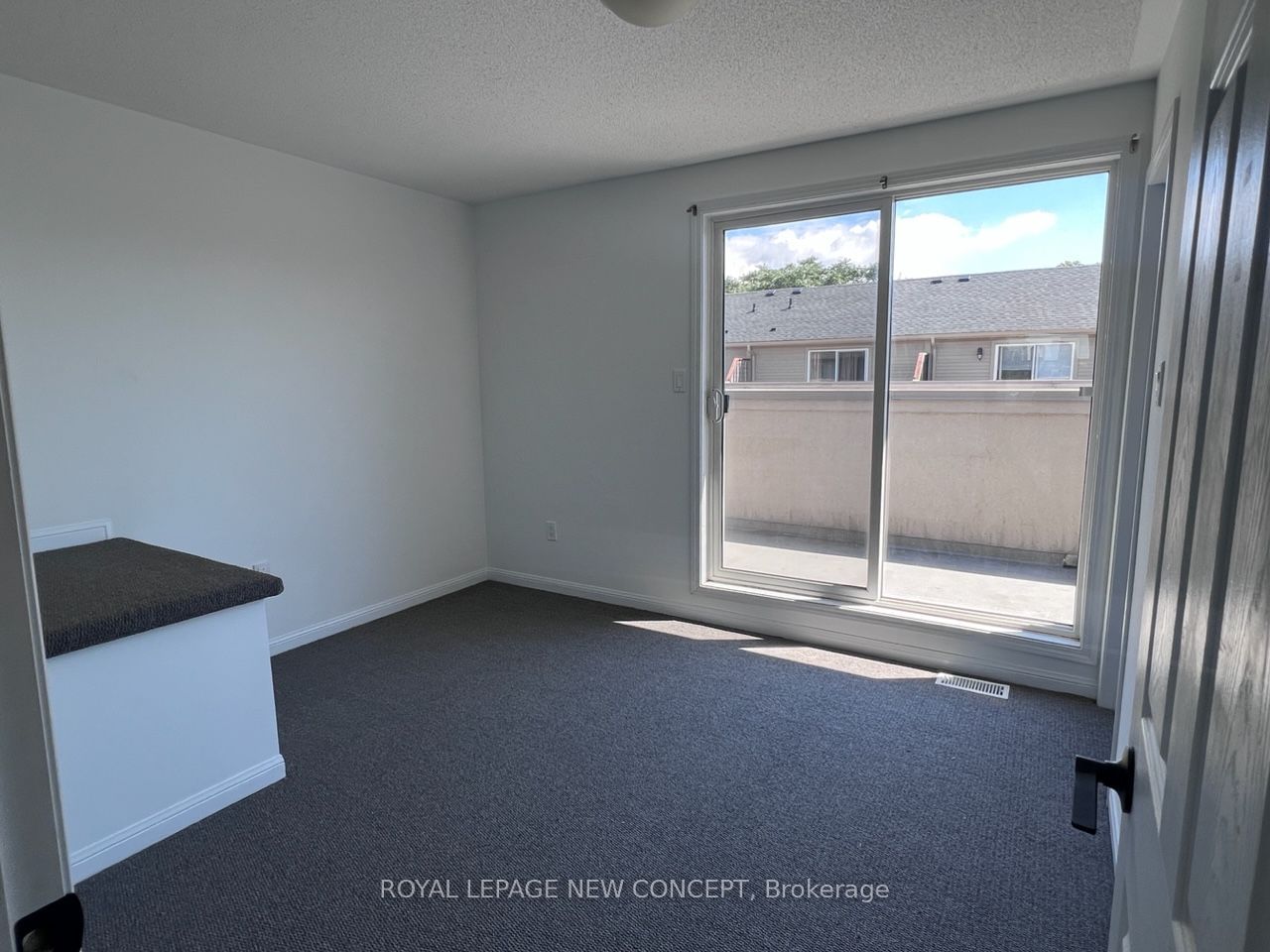 55 Halton St, unit 203 for rent - image #20