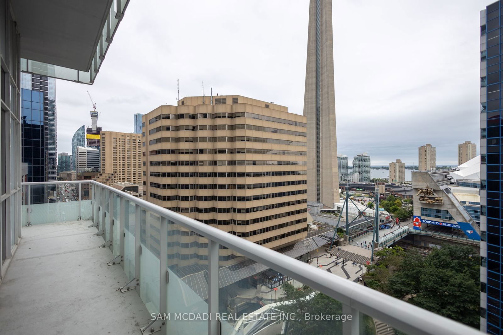 20 John St, unit 323 for sale - image #25