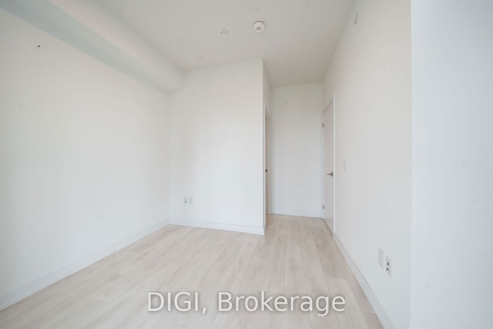 225 Sumach St, unit 808 for sale - image #8