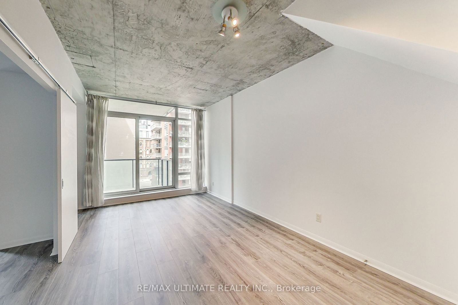 333 Adelaide St E, unit 534 for rent