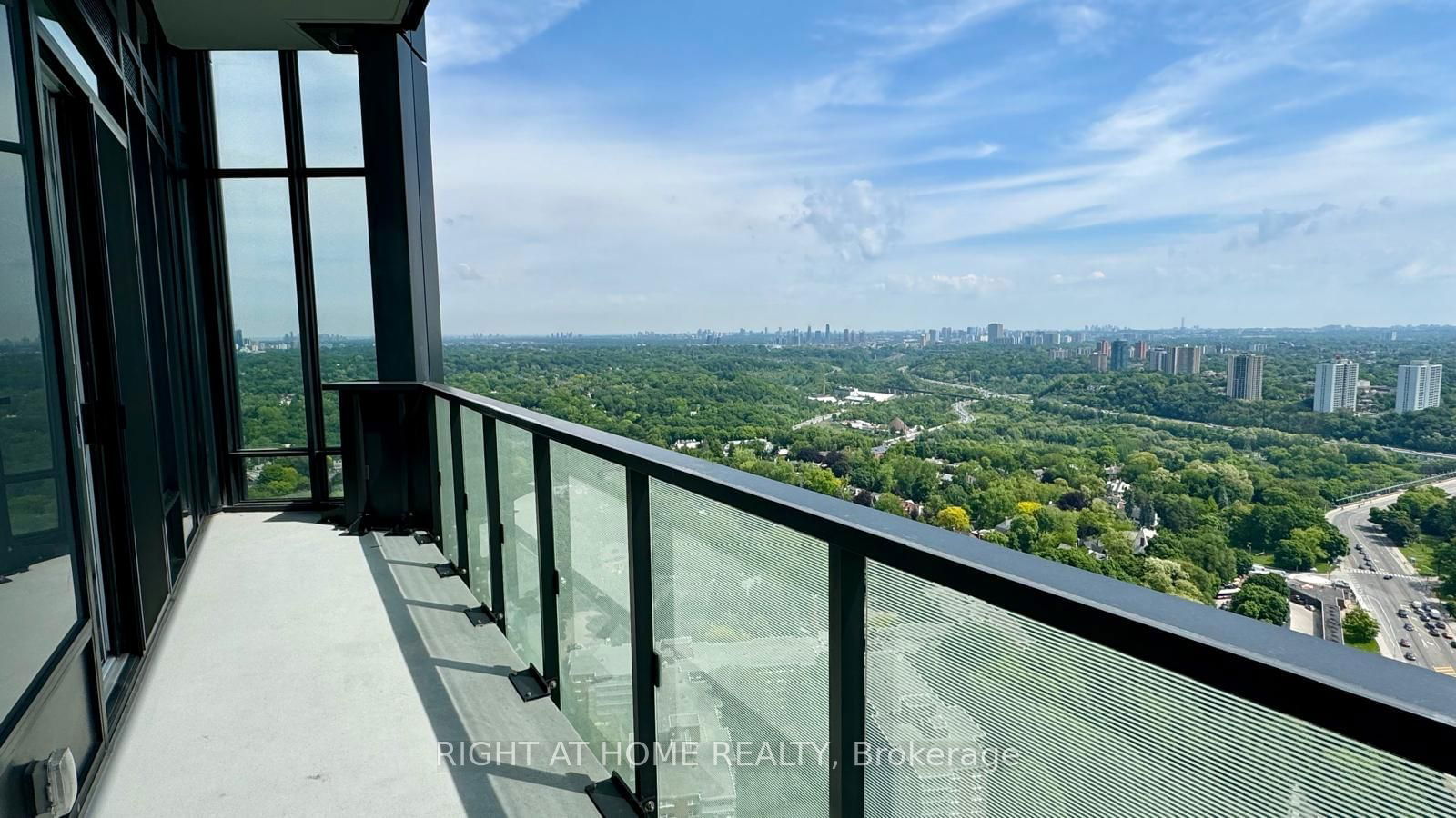 575 Bloor St E, unit 3603 for sale - image #11