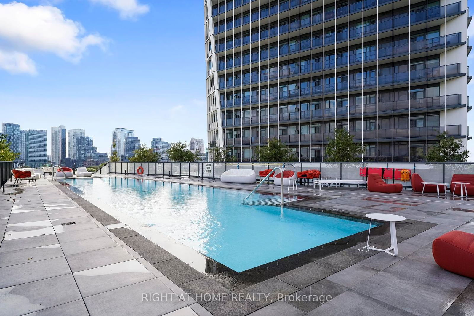 50 ORDNANCE St, unit 2407 for rent - image #4