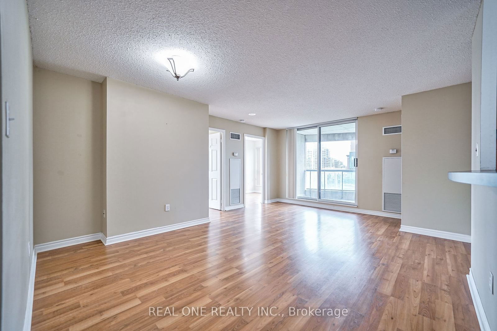 7 Lorraine Dr, unit 2203 for sale - image #10