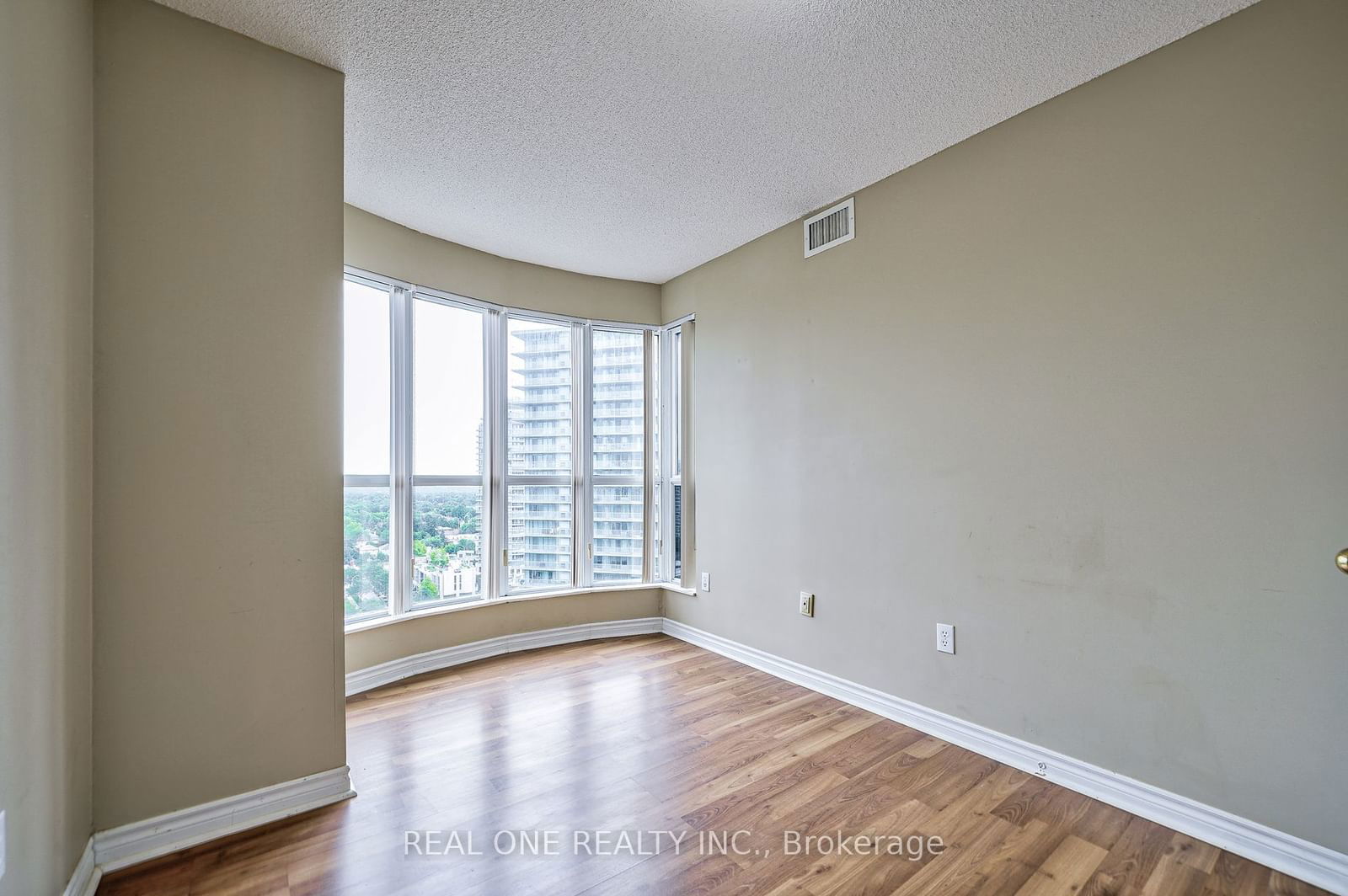 7 Lorraine Dr, unit 2203 for sale - image #25