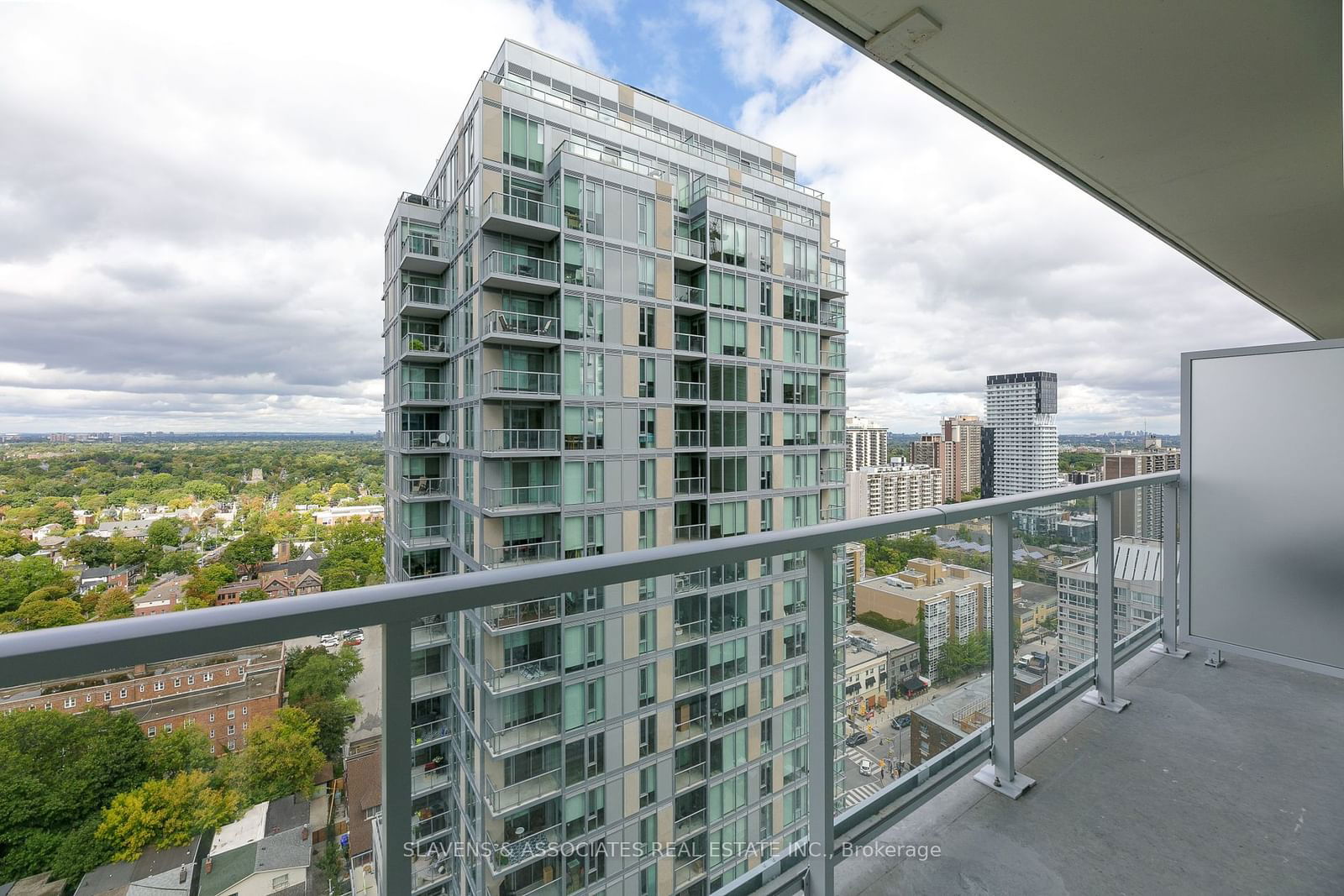 33 Helendale Ave, unit 1813 for rent - image #14