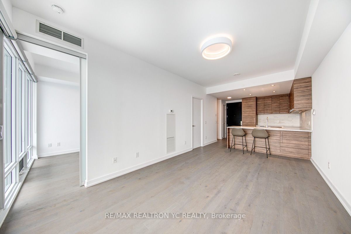 488 University Ave, unit 4012 for rent - image #14