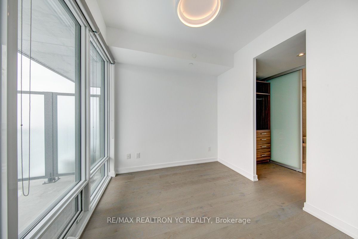 488 University Ave, unit 4012 for rent - image #18