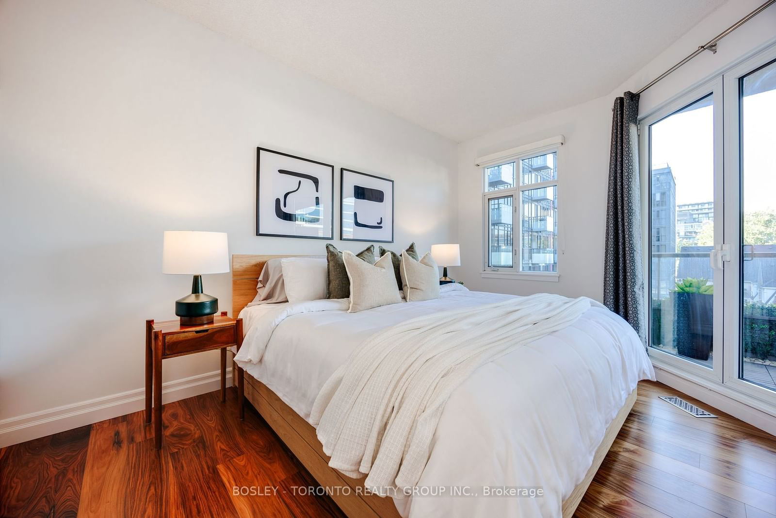 550 Front St W, unit 412 for sale - image #14