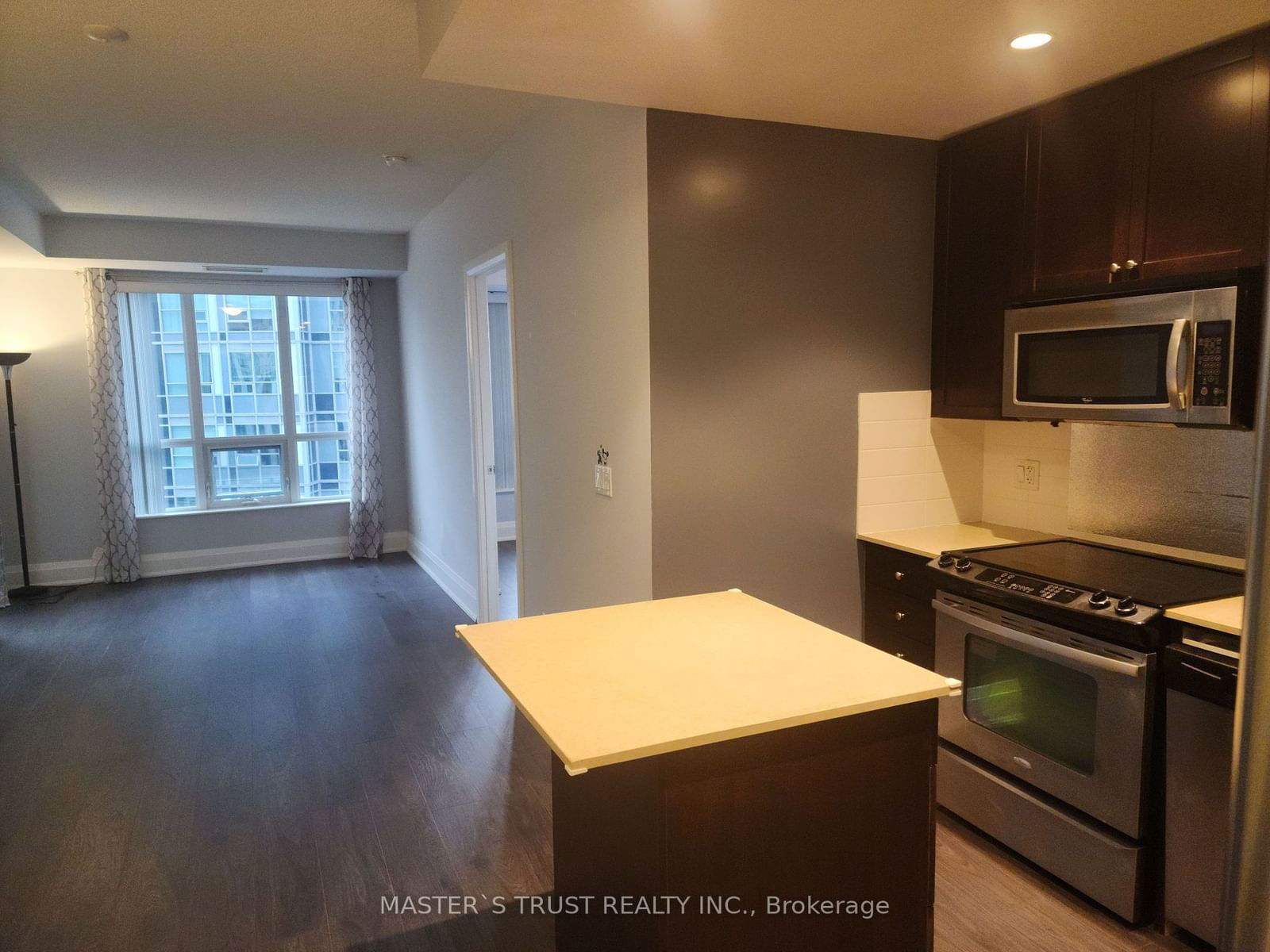 100 Harrison Garden Blvd, unit 1420 for rent - image #2