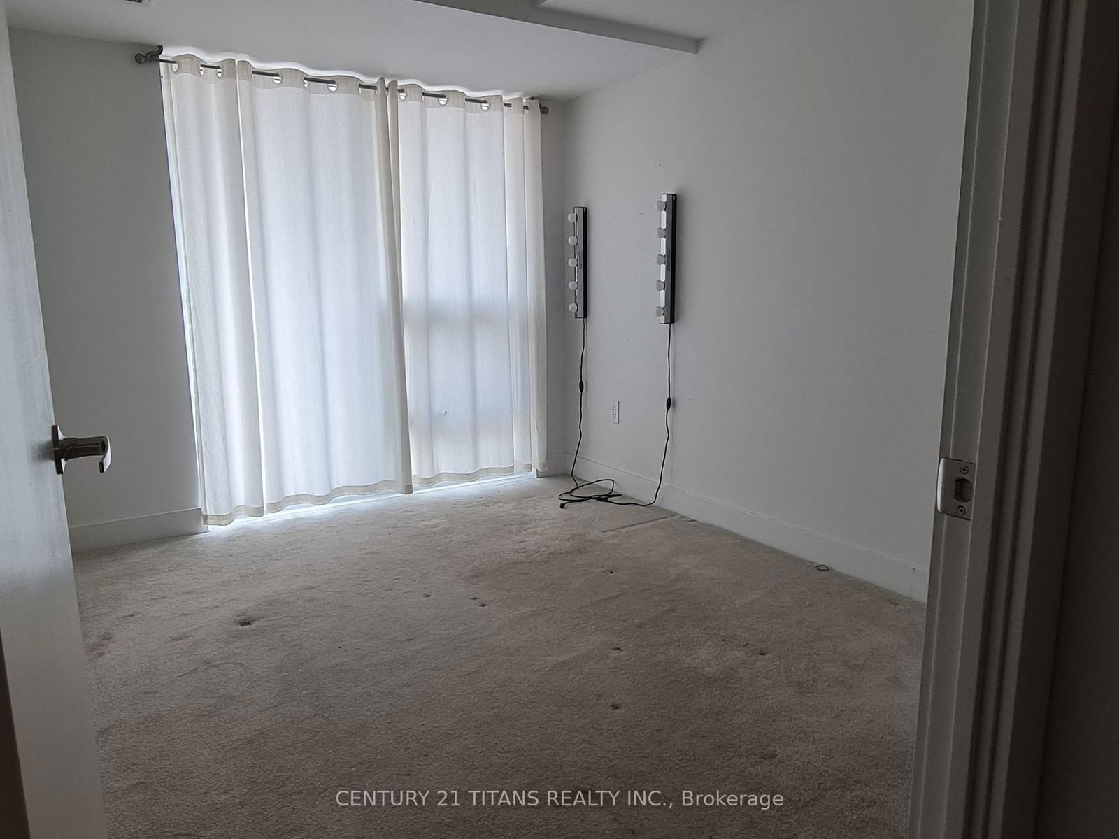 955 Bay St, unit 2419 for rent