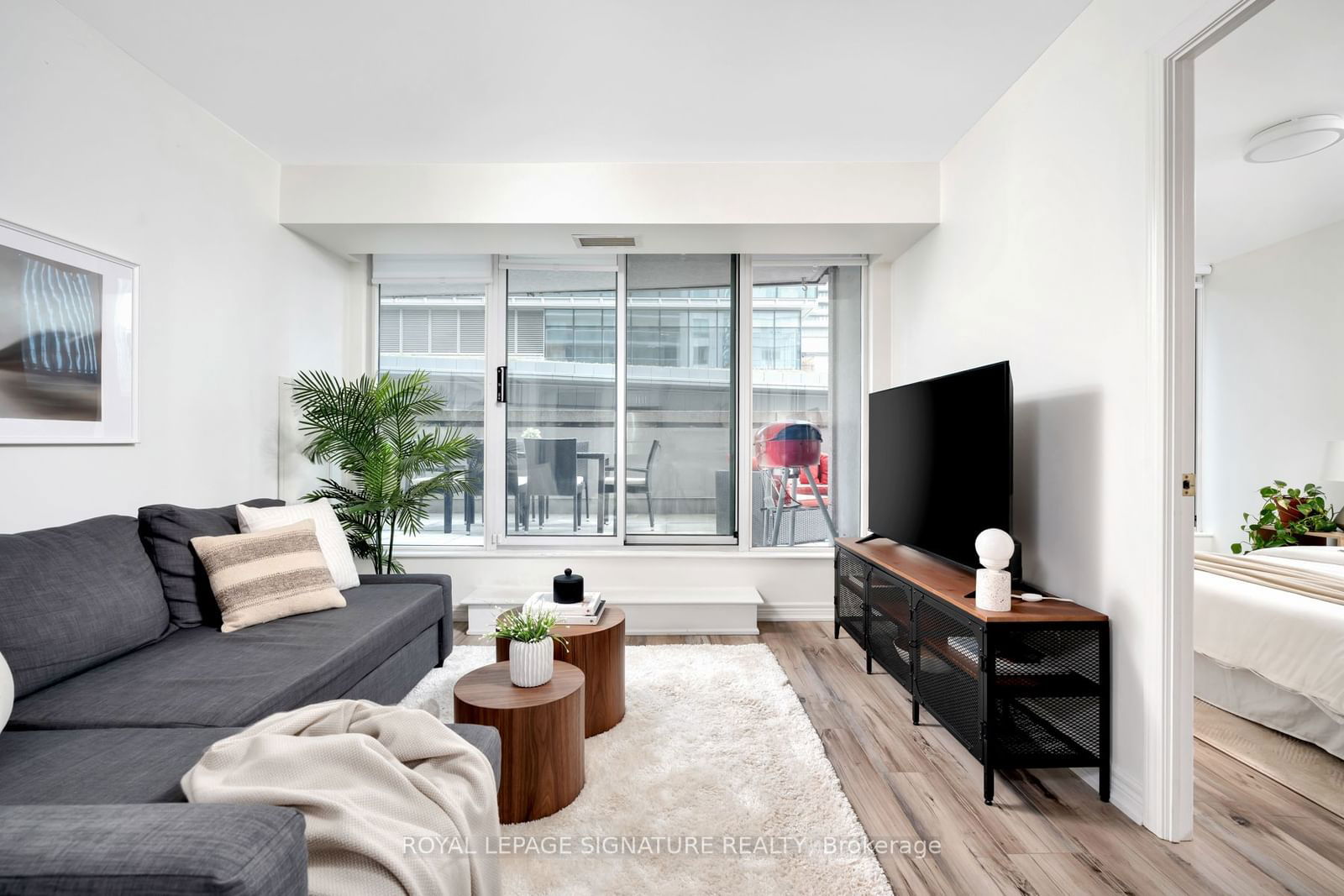 30 Grand Trunk Cres, unit 309 for sale - image #7