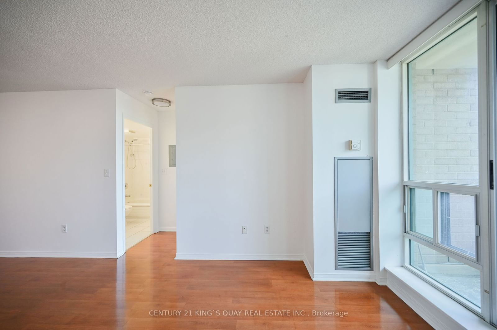 1 Pemberton Ave, unit 1606 for rent