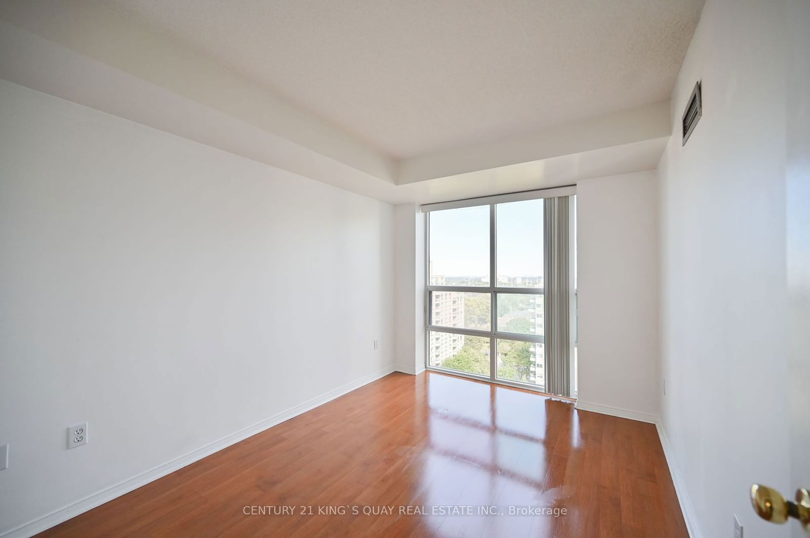 1 Pemberton Ave, unit 1606 for rent - image #12