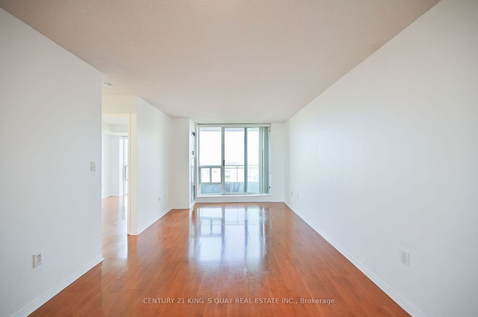 1 Pemberton Ave, unit 1606 for rent - image #3