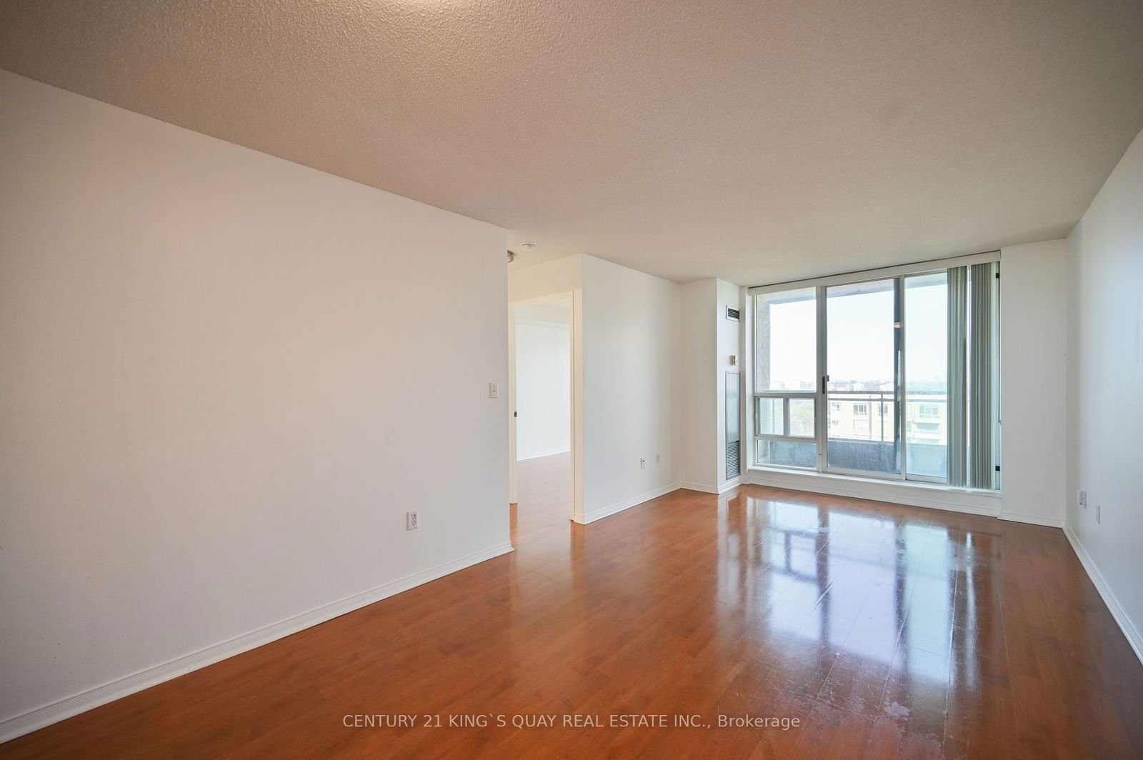 1 Pemberton Ave, unit 1606 for rent - image #4