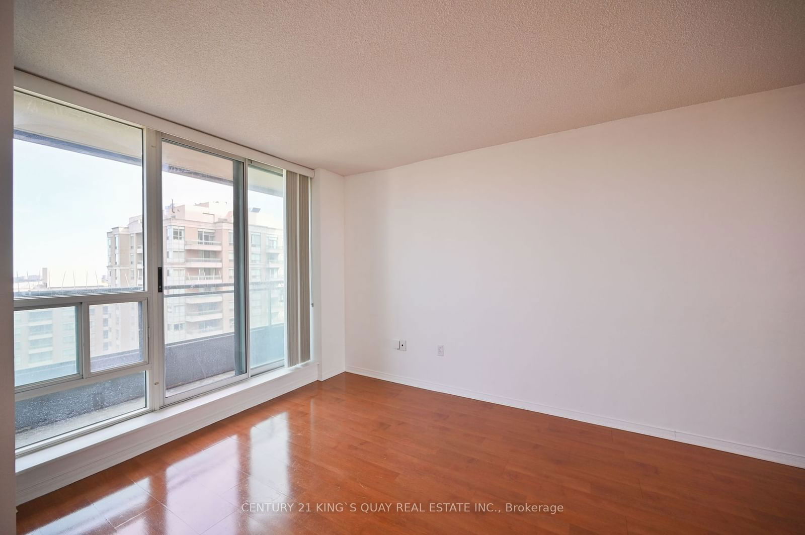 1 Pemberton Ave, unit 1606 for rent