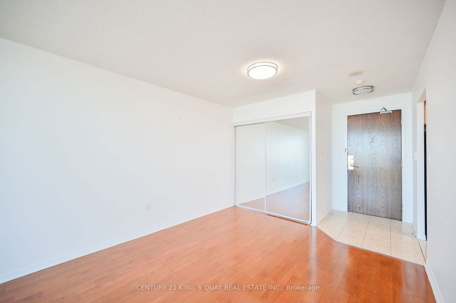 1 Pemberton Ave, unit 1606 for rent